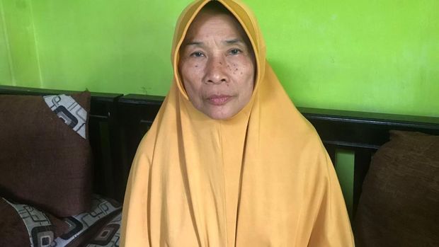 Pedagang es batu rumahan
