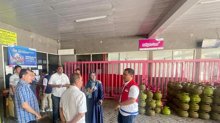 Pertamina Patra Niaga Sulawesi menambah 75 ribu stok tabung gas elpiji 3 Kg untuk wilayah Makassar, Gowa, dan Maros. Dokumen Istimewa.