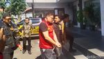 Penampakan Ronald Tannur Anak Anggota DPR RI Pakai Rompi Tahanan
