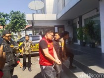 Viral Video Tangis Histeris Ronald Usai Aniaya Dini hingga Tewas
