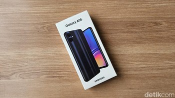 Inilah kotak penjualan Samsung Galaxy A05 di Indonesia. Foto: Adi Fida Rahman/detikINET