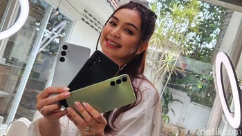 Samsung menjual Galaxy A05s dengan harga Rp 2.299.000. Foto: Adi Fida Rahman/detikINET