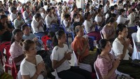 Upacara peringatan diadakan untuk mengenang mereka yang terbunuh dalam serangan tersebut, serangan senjata dan pisau yang mengerikan di pusat penitipan anak.