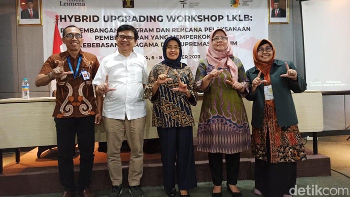 Workshop Literasi Keagamaan Lintas Budaya yang digelar oleh  Alumni Literasi Keagamaan Lintas Budaya Institut Leimena.