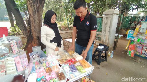 Aipda Rully dan istrinya, Linda
