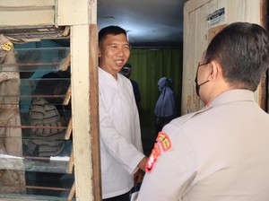 Kapolres Jaksel Beri Penghargaan ke Aipda Rully, Polisi Jagakarsa yang Viral