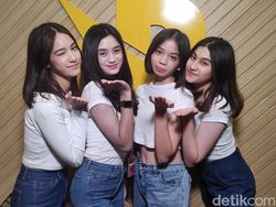 Aksi 100 Siswi Cantik di Markas RRQ