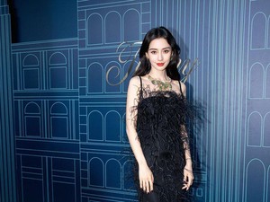 Perjalanan Karier Angelababy Sebelum Dihilangkan Pemerintah China