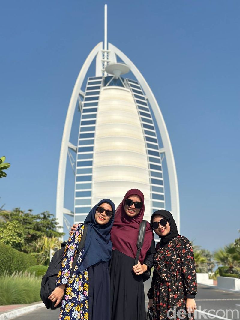 Jemaah umrah NRA Tour and travel di Dubai