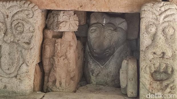 Candi Asu di Bandungan Semarang.