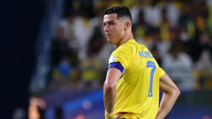 Nassrs Portuguese forward #07 Cristiano Ronaldo reacts during the Saudi Pro League football match between Al-Nassr and Abha at the King Saud University Stadium in Riyadh on October 6, 2023. (Photo by Fayez NURELDINE / AFP)