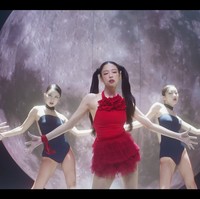 Selama ini, lagu You & Me dibawakan Jennie BLACKPINK untuk penampilan solonya di tur konser BORN PINK. Lagu itu akhirnya dirilis secara resmi setelah setahun.Foto: dok. YG Entertainment