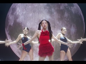 Lirik Lagu You & Me Jennie Blackpink dan Terjemahannya