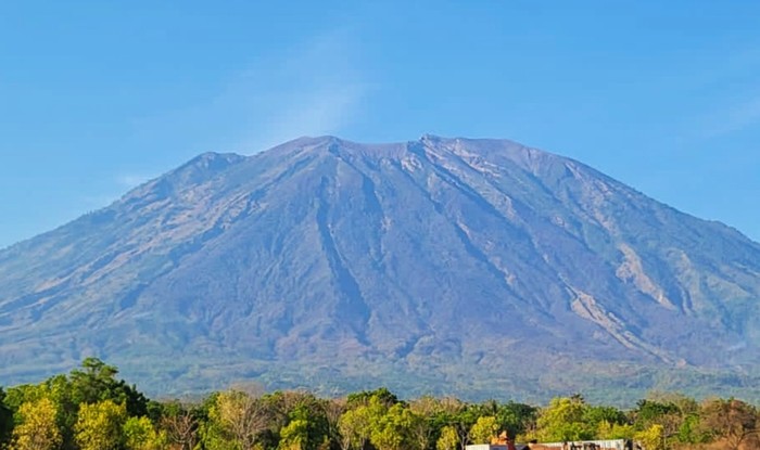 Gunung Agung di Karangasem