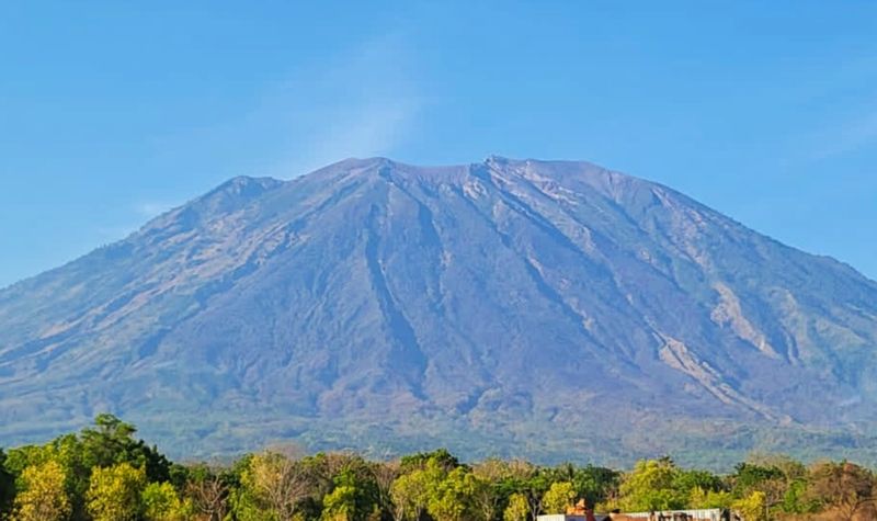 Gunung Agung di Karangasem