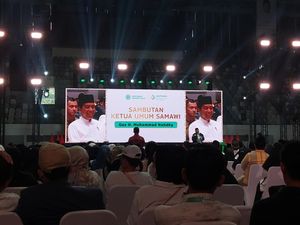 Disapa Kiai Haji oleh Ketum Samawi, Jokowi Tersenyum