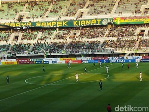 Hasil Liga 1: Persebaya Dipermalukan Persib Bandung 2-3