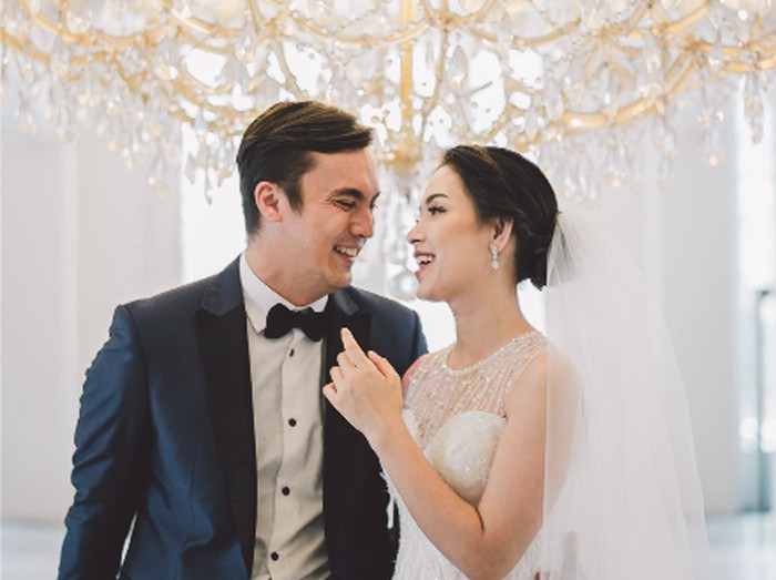 Rendy Kjaernett dan Lady Nayoan menikah lagi.