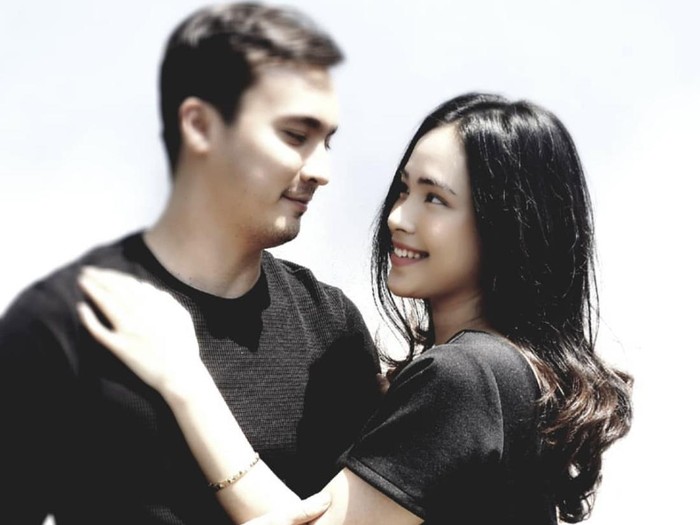 Rujuk! Intip Lagi Momen Mesra Lady Nayoan dan Rendy Kjaernett Saat Kulineran