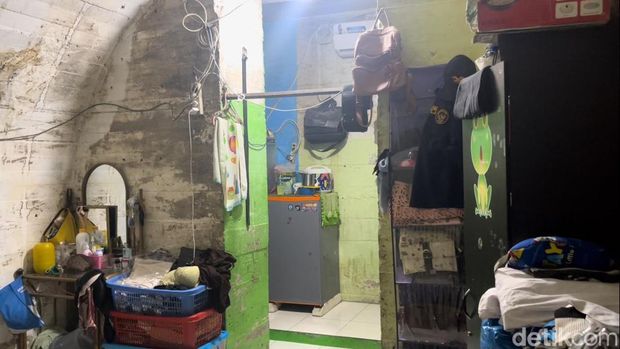 Suasana di dalam bunker peninggalan Jepang. (Ahsanul/detikSumut)