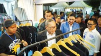 Ketua Umum PAN Zulkifli Hasan (Zulhas) menghadiri PAN x Jakcloth di Semarang malam ini. Dalam kesempatan tersebut, Zulhas mengatakan ini adalah salah satu kiat PAN geliatkan UMKM di Indonesia.