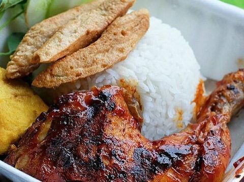 Wajib Coba! 5 Ayam Bakar dan Panggang yang Terkenal Enak