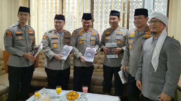Aa Gym terima Kaops Nusantara Cooling System