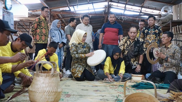 Bupati Serang Ratu Tatu