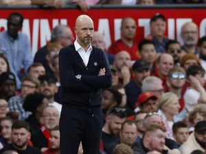 Ten Hag Kesusahan di MU, Dulu Pernah Diperingati Van Gaal Begini