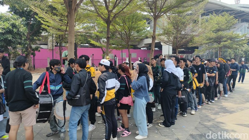 Grand Final FFML Season 8 resmi dimulai hari ini, Minggu (8/10/2023). Lokasi yang dipilih yakni Jakarta International Velodrome, dan tampilannya megah sekali. Cek foto-fotonya berikut.