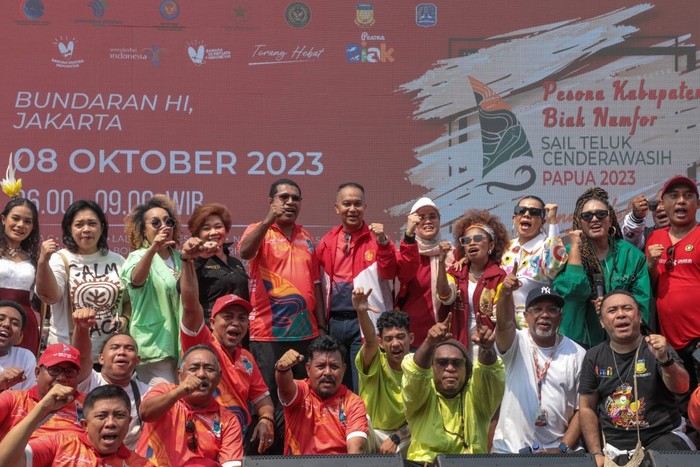 Grup Musik asal Papua Music Anak Coment (M.A.C)