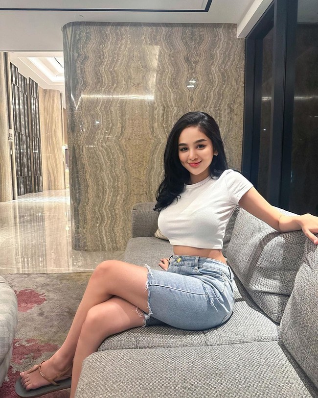 Hana mengajukan gugatan cerai ke Randy melalui Pengadilan Agama Bogor, Jawa Barat. Ada beberapa alasan yang melatarbelakanginya, salah satunya karena suaminya itu dituding telah berselingkuh. Foto: dok Instagram