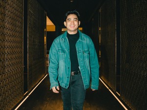 Respons Jesenn Dinobatkan Jadi Duta Musik Kampusnya