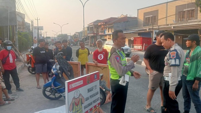 Kecelakaan di Jalan Kedungmundu, tepatnya di depan RS Unimus Semarang, Minggu (8/10/2023).