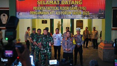 Momen Sinergi Panglima TNI-Kapolri Pimpin TFG Gabungan Pengamanan KTT AIS