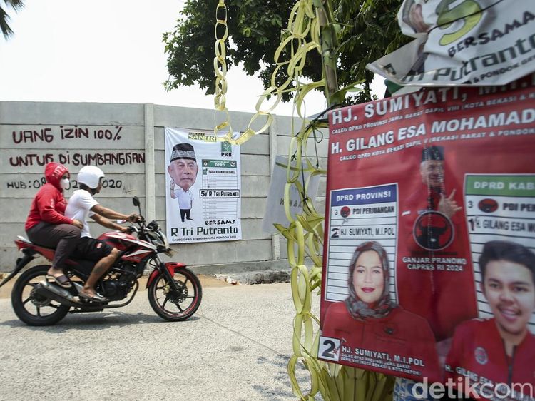 Pasang Spanduk Bacaleg di Tembok Bekasi Ini Kena Biaya