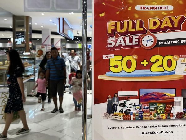 Potret Gelaran Transmart Full Day Sale di Bekasi