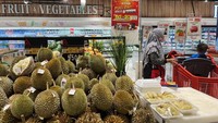 Beragam diskon ditawarkan mulai dari kebutuhan sehari-hari, barang elektronik, sepeda listrik, hingga buah-buahan. 