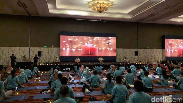 Pound fit massal di Hotel Hilton Bandung