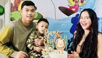 Gaya Baru Ratu Rizky Nabila Saat Cicip Rujak dan Keripik