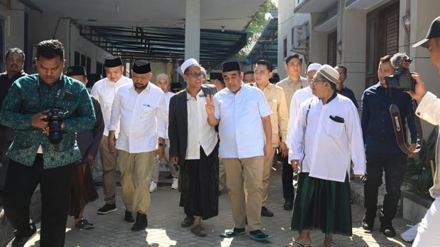 Sekjen Gerindra Ahmad Muzani silaturahmi bersama kiai dan ulama se Banyuwangi