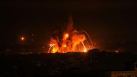 Serang Balik Hamas, Israel Bombardir Gaza