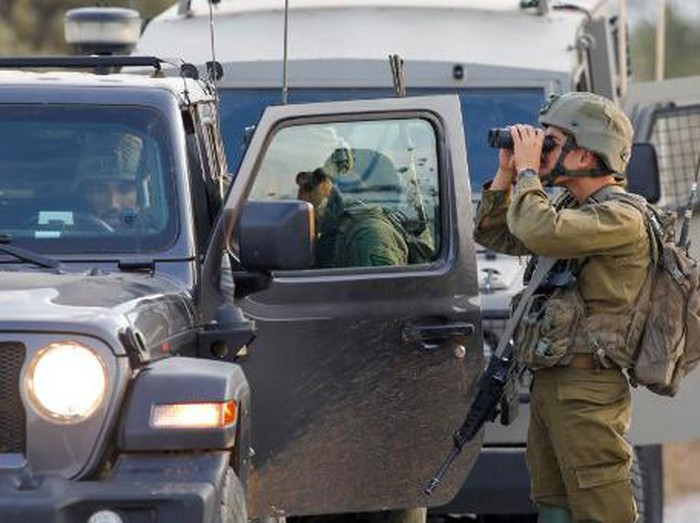 Ilustrasi -- Tentara Israel di perbatasan Lebanon (dok. AFP/JALAA MAREY)