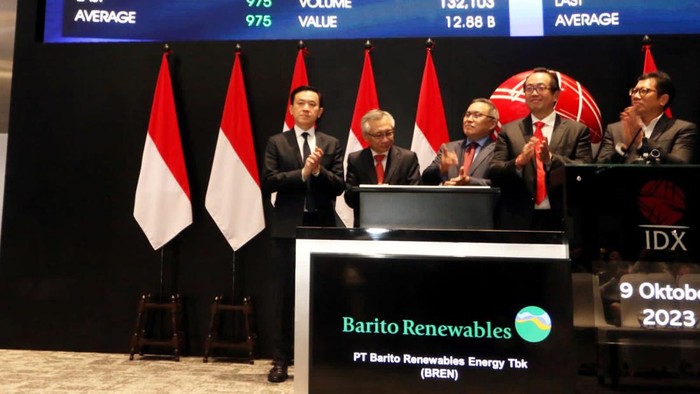 Barito Renewables Resmi Melantai di Bursa, Saham Melonjak 25% Barito Renewables Resmi Melantai di Bursa, Saham Melonjak 25%