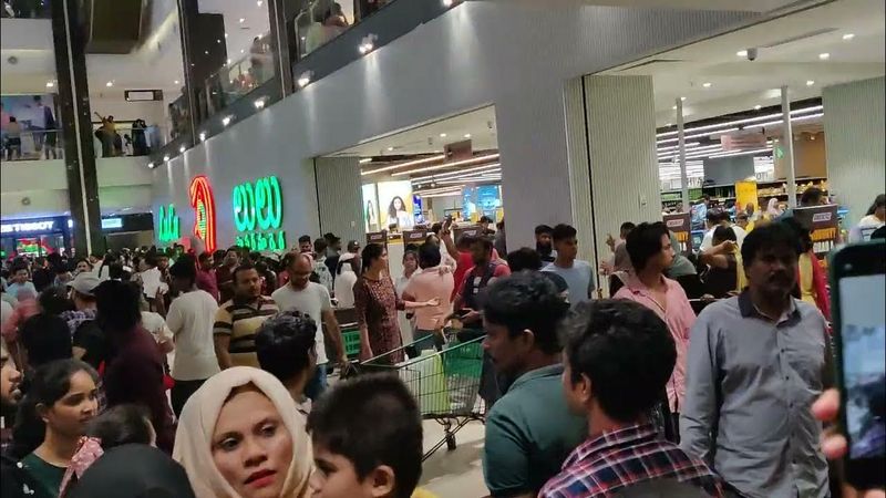 Baru Dibuka, Mall di India Ini Rugi Karena Banyak Orang Curi Makanan