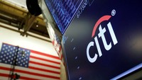 Diketahui, Citigroup memiliki 240 ribu karyawan pada akhir kuartal kedua. Jumlah ini lebih besar dibandingkan dengan jumlah karyawan di Bank of America yang berjumlah sekitar 216 ribu orang dan Wells Fargo yang berjumlah 234 ribu orang. REUTERS/ANDREW KELLY