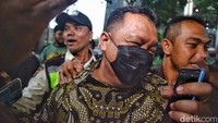 Muhammad Hatta diperiksa sebagai saksi untuk dimintai keterangannya oleh tim penyidik KPK sebagai kebutuhan proses penyidikan terkait hasil kegiatan penggeledahan di rumah dinas Mentan Syahrul Yasin Limpo, kantor Kementerian Pertanian dan sejumlah rumah para tersangka, dalam pengembangan penyelidikan kasus tindak pidana korupsi di Kementerian Pertanian RI.   