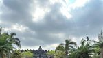 Tak Pernah Bosan Datang ke Candi Borobudur