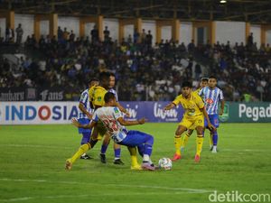 PSPS Riau Pecat Jan Saragih!