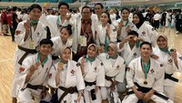 Ketum PB Perkemi Laksdya TNI (Purn) Agus setiadji hadir dalam Kejuaraan Dunia Shorinji Kempo 2023. Dia sempat foto bersama dengan atlet Indonesia yang bertanding di kejuaraan tersebut. 